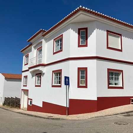 Guesthouse Releash Aljezur Exteriör bild